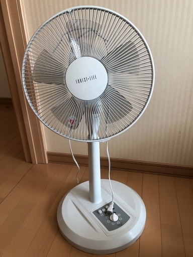 売約済　　2012年製　美品　扇風機