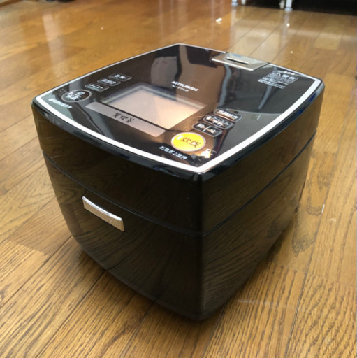 (終了)MITSUBISHI NJ-V10J8 炊飯器　炭炊釡