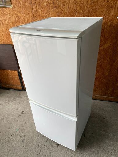 H2605　シャープ　冷蔵庫　137L　2010年