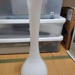 花瓶　ホワイト