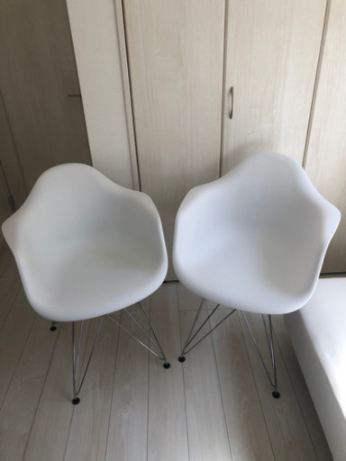 新品同様　イームズリプロダクト　椅子4脚セット