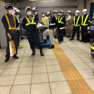 【緊急募集】夜勤　地下鉄作業員、日勤　作業員募集！20〜30代活...