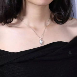 新品　ペアネックレス　ペア　ネックレス　ハート　マグネット　お揃い　かわいい　シンプルの画像