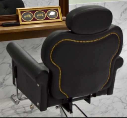 スタイリングチェア　リクライニング