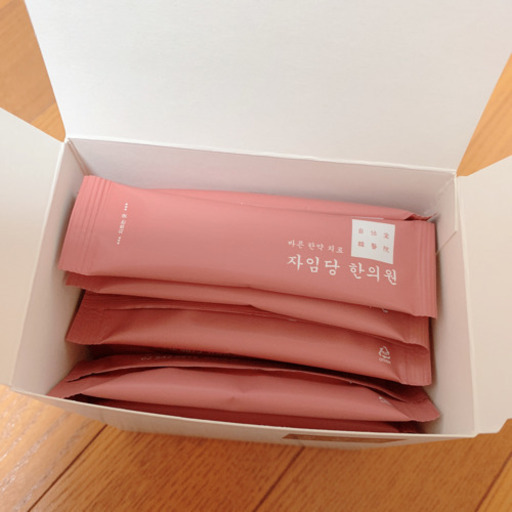 自任堂 ♡空肥丸♡ コンビファン 赤