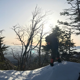 4月鋸山にハイキング登山一緒に行く人いませんか