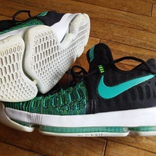 ナイキ、zoom バスケットシューズ26.5の画像