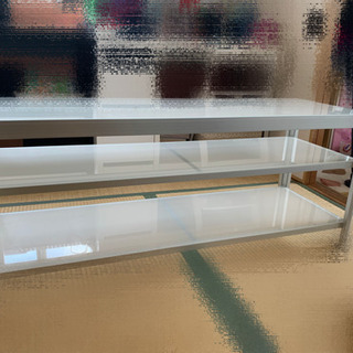 IKEA ガラス テレビ台