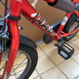 18インチ　自転車　黒　赤の画像