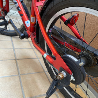 18インチ　自転車　黒　赤の画像