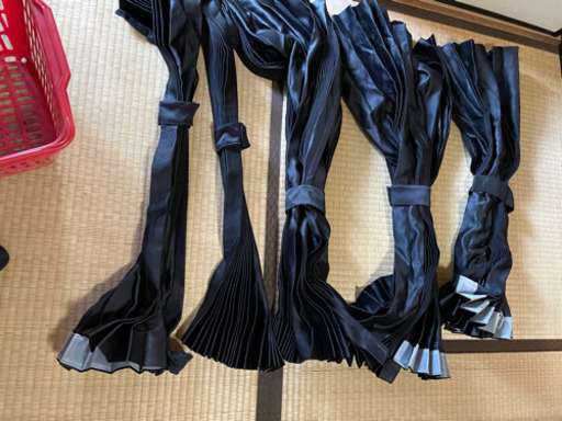 大型トラックのカーテンです