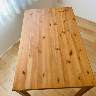 IKEA  木製　ダイニングテーブルの画像
