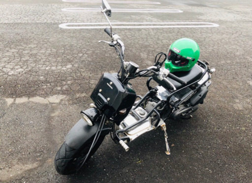 ズーマー 黒 50cc