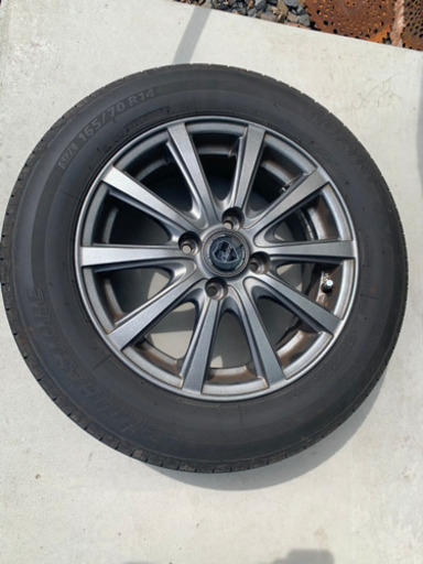 夏タイヤ、ホイール　165/70 R14
