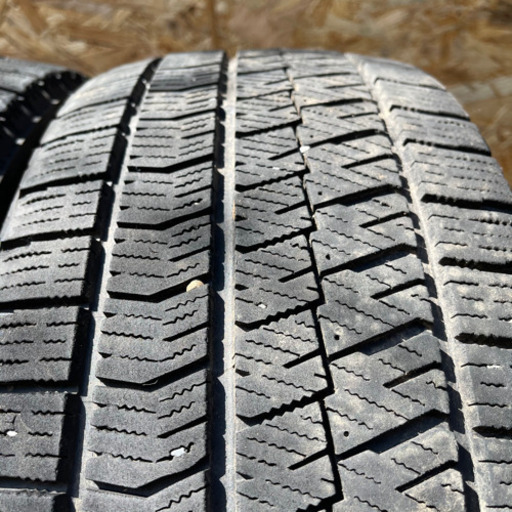 ブリジストン　VRX2 225/45R18 スタッドレス  タイヤ