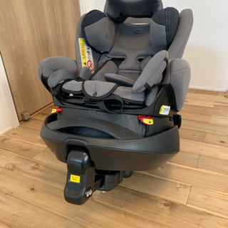 アップリカ　チャイルドシートの画像