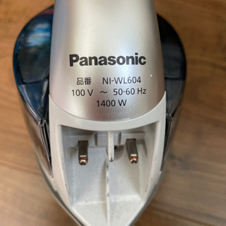 Panasonic コードレススチームアイロンNI-WL604の画像