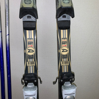 スキー板＋ストックの画像