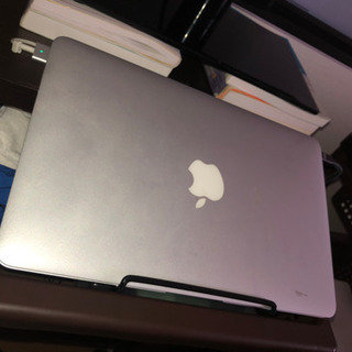 【ネット決済可能　配送可能】中古　MacBook air 2013 動作確認済の画像