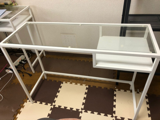 【サイズ】IKEA天板ガラスデスク②