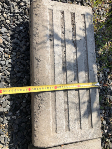 駐車場や外構で使う段差解消ブロック　