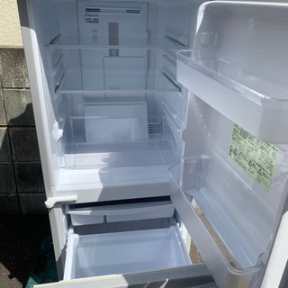 sharp。シャープ　冷蔵庫冷蔵庫2017年の画像