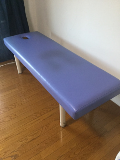 Takada 有孔マッサージベッド