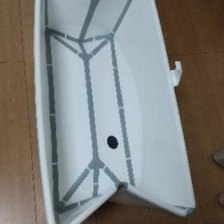 STOKKE ストッケ　フレキシバス　ベビーバス　白