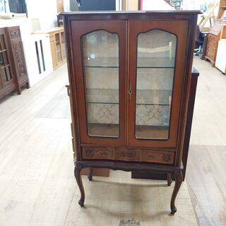 【愛品倶楽部柏店】クラシックスタイル　ガラスキャビネット【店舗同時販売中】の画像