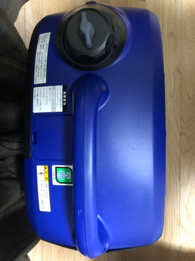 YAMAHA  EF900is 発電機《携行缶付き》