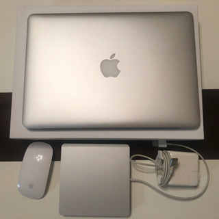 MackBook Air 13.3インチ Early 2015の画像