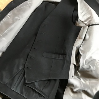 男性用礼服？の画像