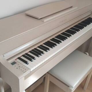 【値下げいたしました】YAMAHA 電子ピアノCLP-635WA...