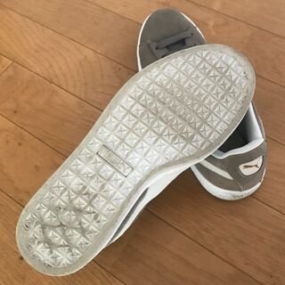 PUMA スウェードクラシック スニーカー　26cmの画像