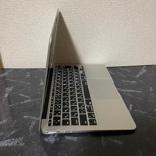 MacBook Air (11.6インチ, Mid 2013) 送料無料の画像