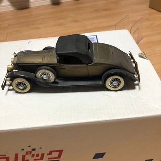 アンティーク 車 アメ車？フィギュアの画像