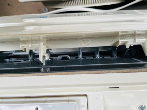 値段交渉可能三菱高機能エアコン(霧ヶ峰) MSZ-ZXV404S-W-IN  