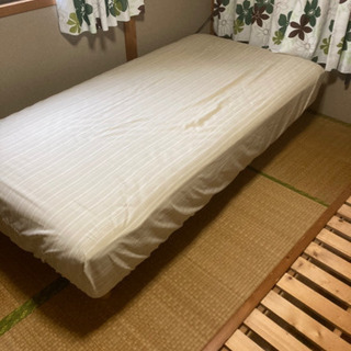 足付きマットレス(シングル)