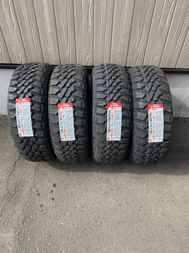 値下げしました！【新品】マッド　タイヤ　195/65r15 ヴォクシー　セレナ　等
