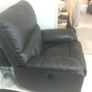 ニトリ　リクライニングソファーの画像