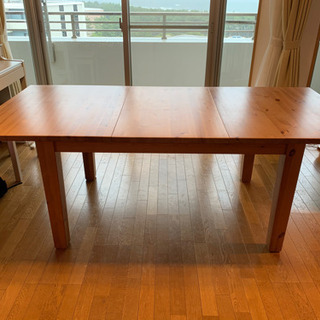 IKEA STORNASダイニングテーブル4–6人用 伸長リーフ付きの画像