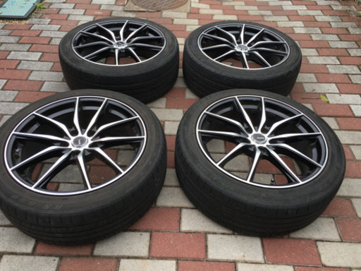 7.5J x 18  225/45r18  インセット48  ガリ傷なし　リーフze1  で使用　タイヤ1〜2部山