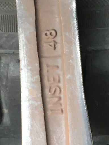 7.5J x 18  225/45r18  インセット48  ガリ傷なし　リーフze1  で使用　タイヤ1〜2部山