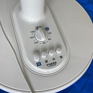 美品 YUASA 30cmリビング扇風機 YT-3016Y ホワイト ンプル押しボタンの画像