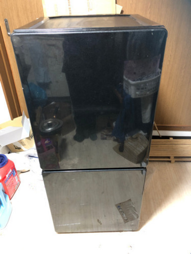 1人暮らしに最適！小型2ドア冷蔵庫お売りします。