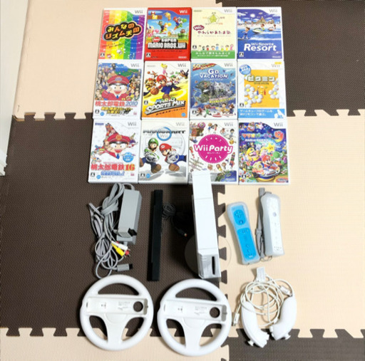 Wii 本体 ソフト12本 コントローラー×2 ヌンチャク×2  ハンドル×2 セット