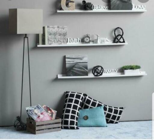 IKEA　MOSSLANDA  壁掛け収納