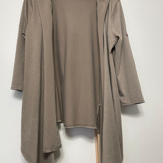 無料0円　アトリエサブ　パーカー