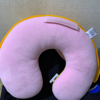 リバーシブルネックピロー　カカオフレンズ　フード付き