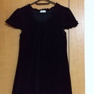 150cmの黒いワンピース